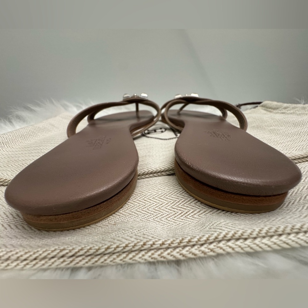 Hermes Corfou Leather Sandals - Picture 4 of 12